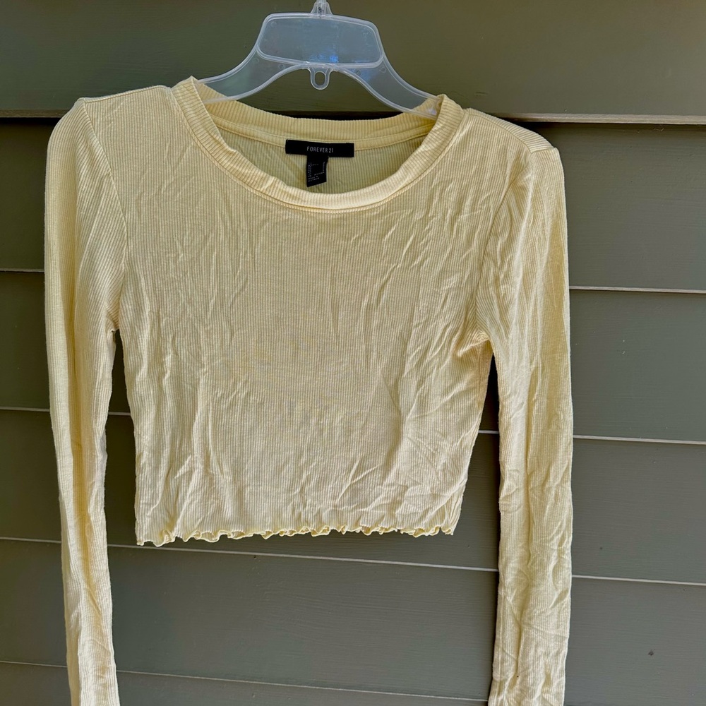 Long sleeve cropped top